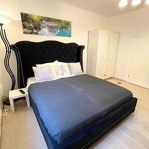 Apartment Ein Traum Im Leechwald Naehe Lkh, Graz